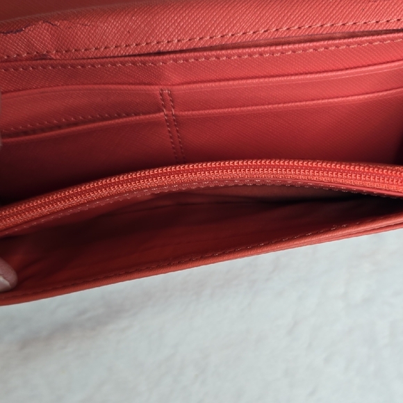 Coach Coral Leather Wallet - Picture 5 of 5